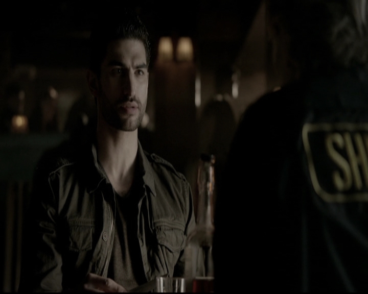 VampireDiariesWorld-dot-org_5x22Home1331.jpg