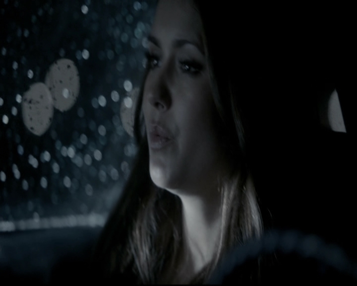 VampireDiariesWorld-dot-org_5x22Home1442.jpg