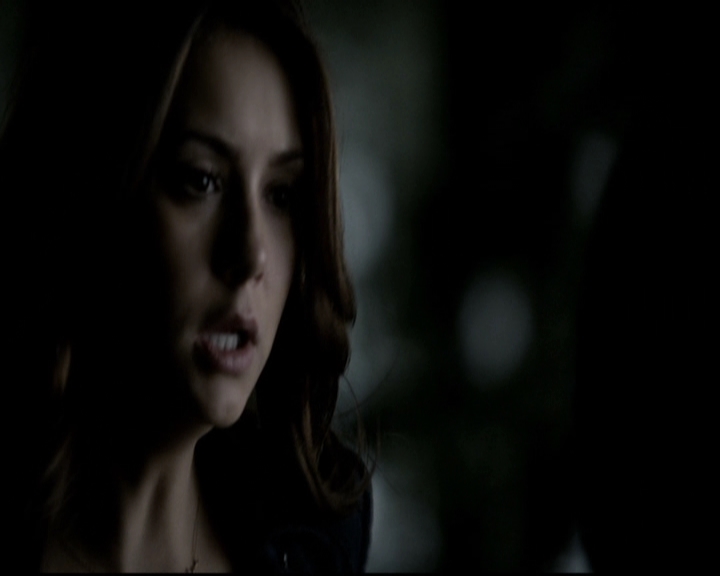 VampireDiariesWorld-dot-org_5x22Home1526.jpg