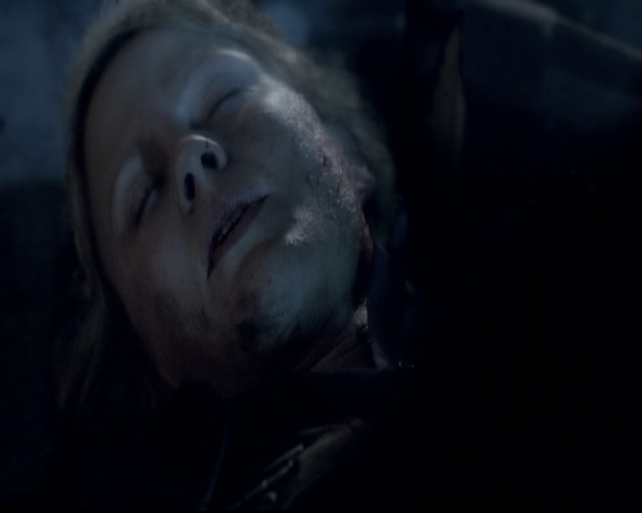 VampireDiariesWorld-dot-org_5x22Home1633.jpg