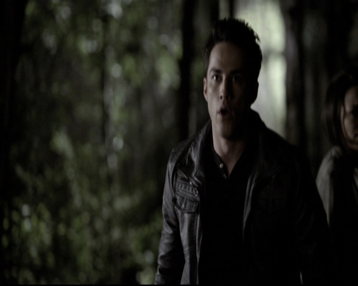 VampireDiariesWorld-dot-org_5x22Home1702.jpg