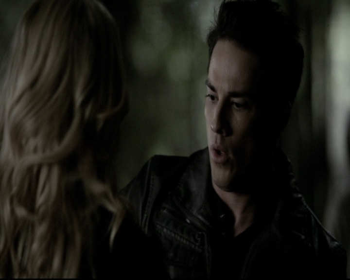 VampireDiariesWorld-dot-org_5x22Home1710.jpg