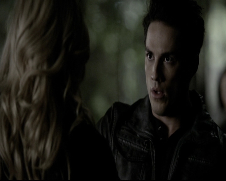 VampireDiariesWorld-dot-org_5x22Home1711.jpg