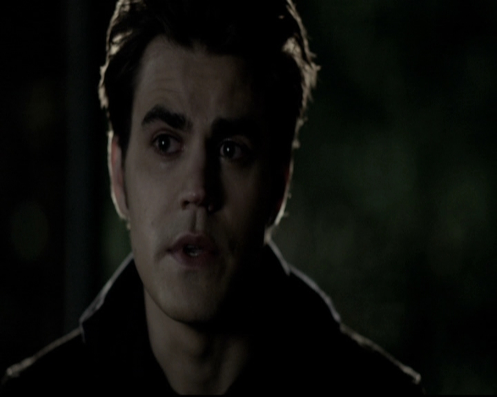 VampireDiariesWorld-dot-org_5x22Home2007.jpg