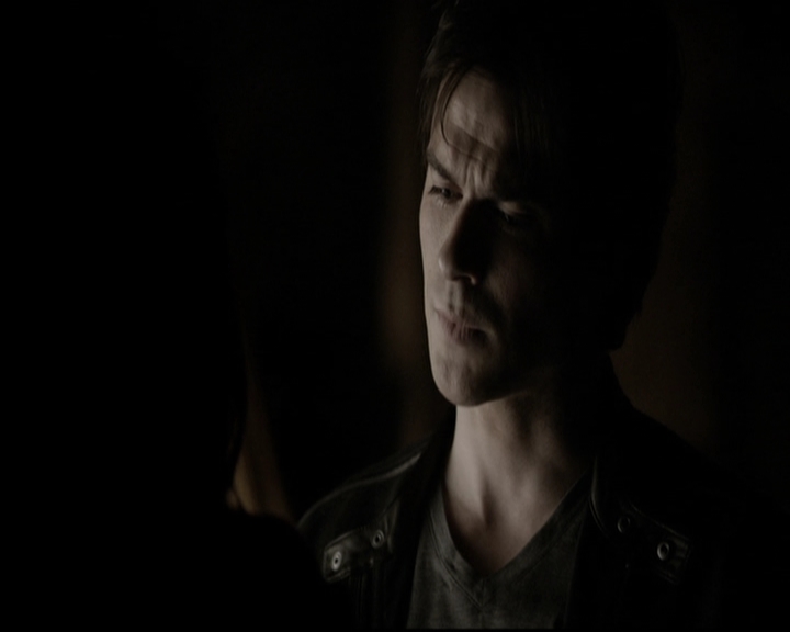 VampireDiariesWorld-dot-org_5x22Home2060.jpg