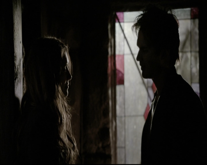 VampireDiariesWorld-dot-org_5x22Home2070.jpg