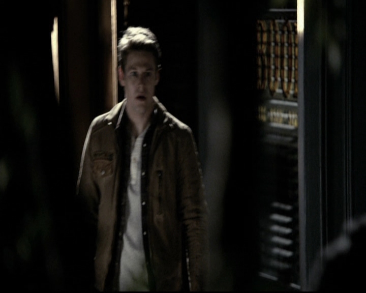 VampireDiariesWorld-dot-org_5x22Home2209.jpg