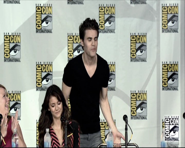 VampireDiariesWorld-dot-org_2013ComicConPanel0080.jpg