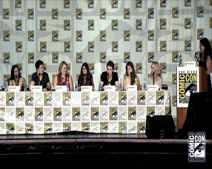 VampireDiariesWorld-dot-org_2013ComicConPanel0278.jpg