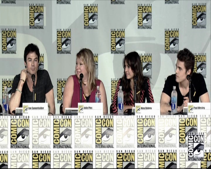 VampireDiariesWorld-dot-org_2013ComicConPanel0288.jpg