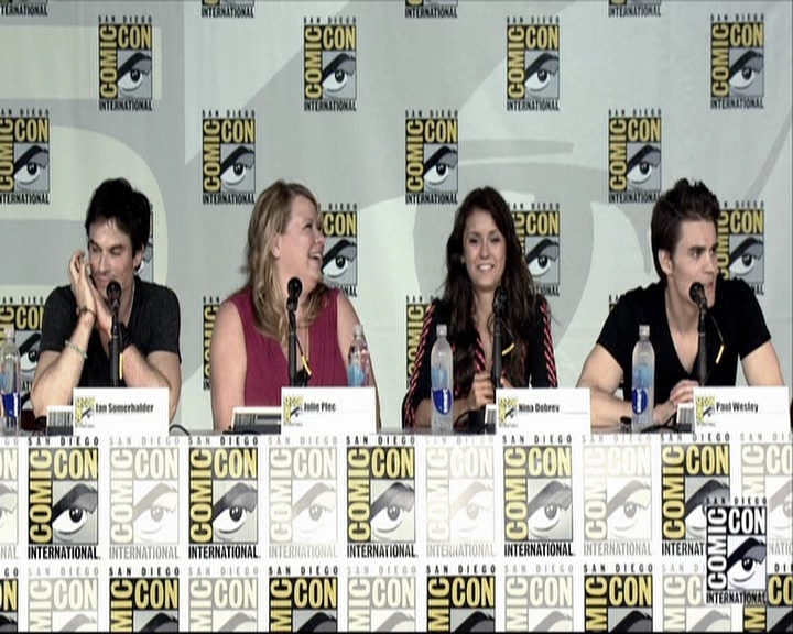 VampireDiariesWorld-dot-org_2013ComicConPanel0418.jpg