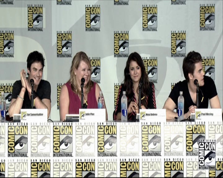 VampireDiariesWorld-dot-org_2013ComicConPanel0420.jpg