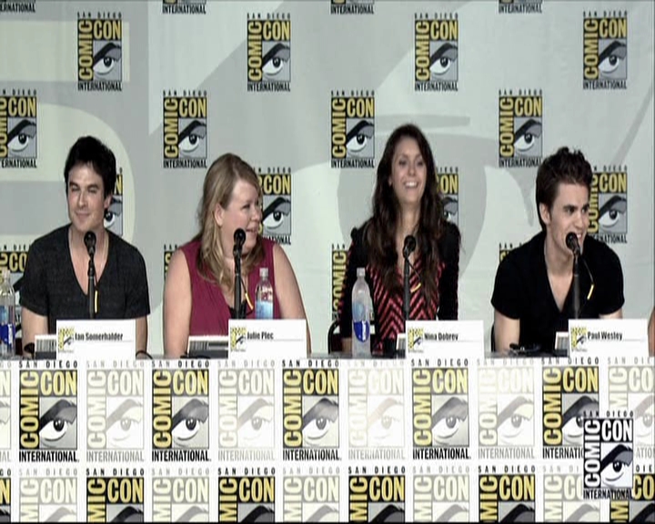 VampireDiariesWorld-dot-org_2013ComicConPanel0518.jpg