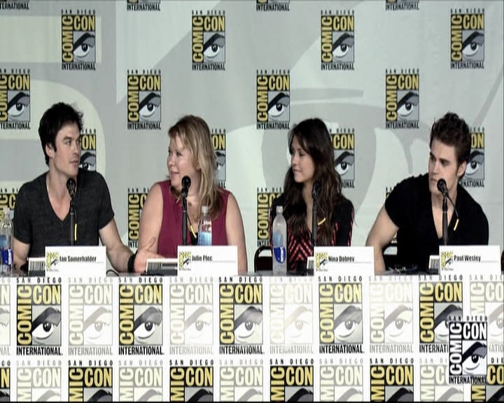 VampireDiariesWorld-dot-org_2013ComicConPanel0528.jpg