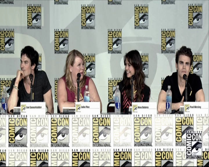 VampireDiariesWorld-dot-org_2013ComicConPanel0552.jpg