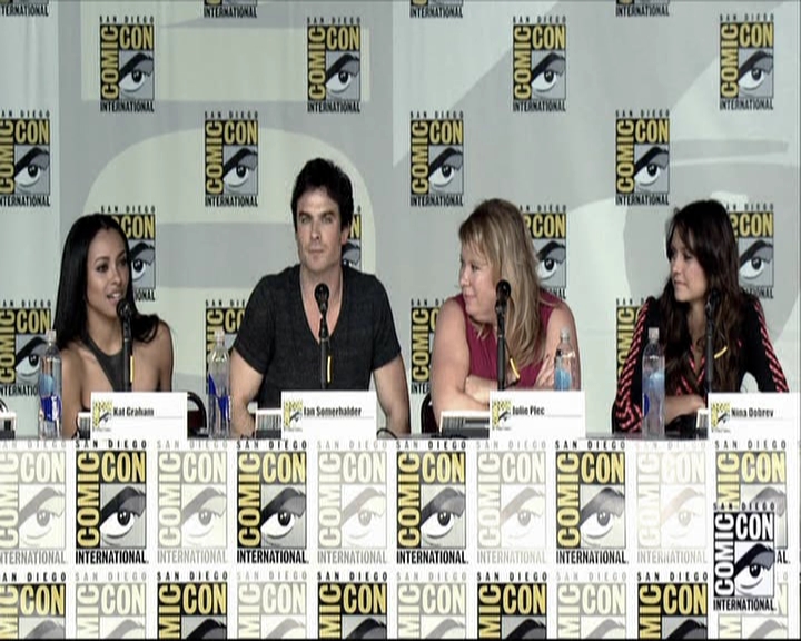 VampireDiariesWorld-dot-org_2013ComicConPanel0690.jpg