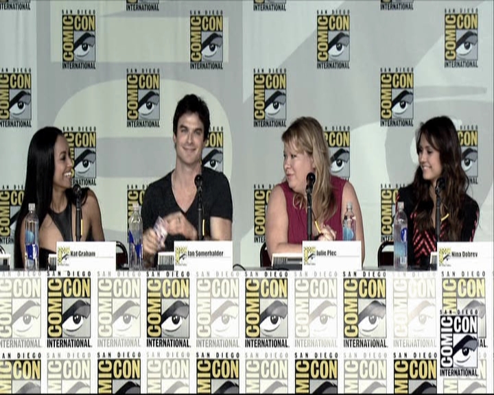 VampireDiariesWorld-dot-org_2013ComicConPanel0752.jpg