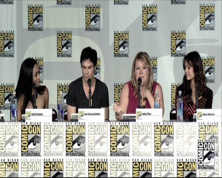 VampireDiariesWorld-dot-org_2013ComicConPanel0780.jpg