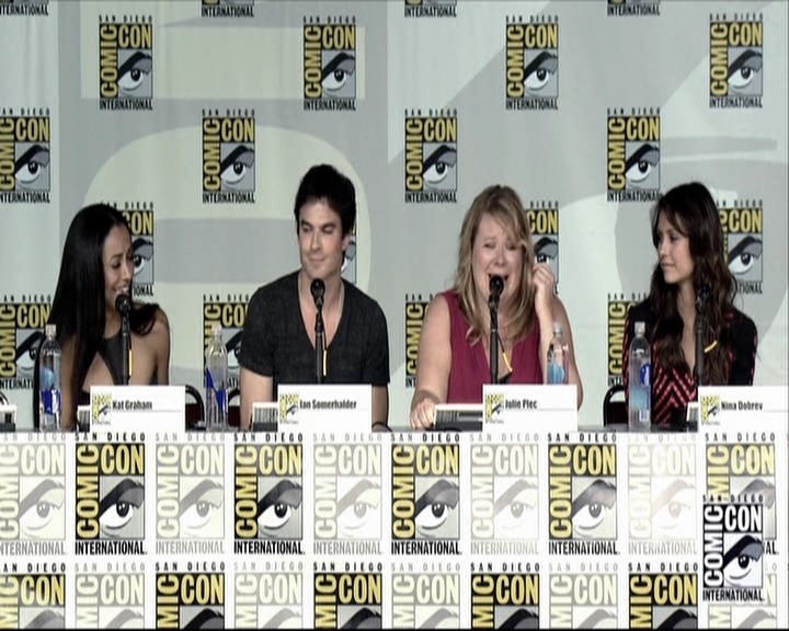 VampireDiariesWorld-dot-org_2013ComicConPanel0785.jpg