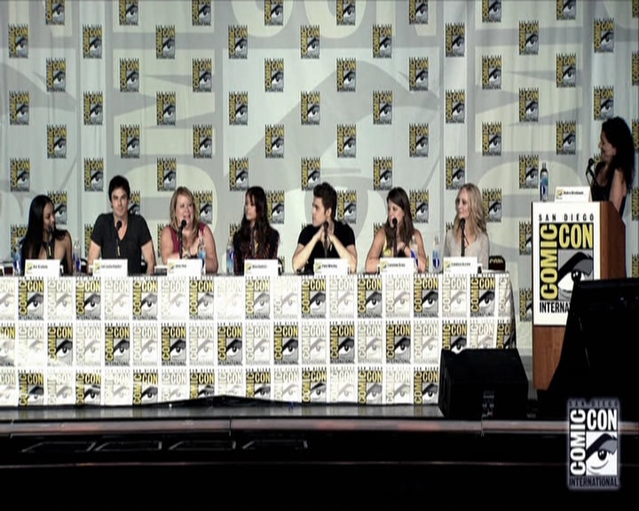 VampireDiariesWorld-dot-org_2013ComicConPanel0795.jpg