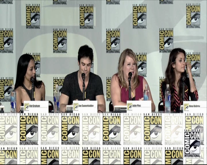 VampireDiariesWorld-dot-org_2013ComicConPanel0804.jpg