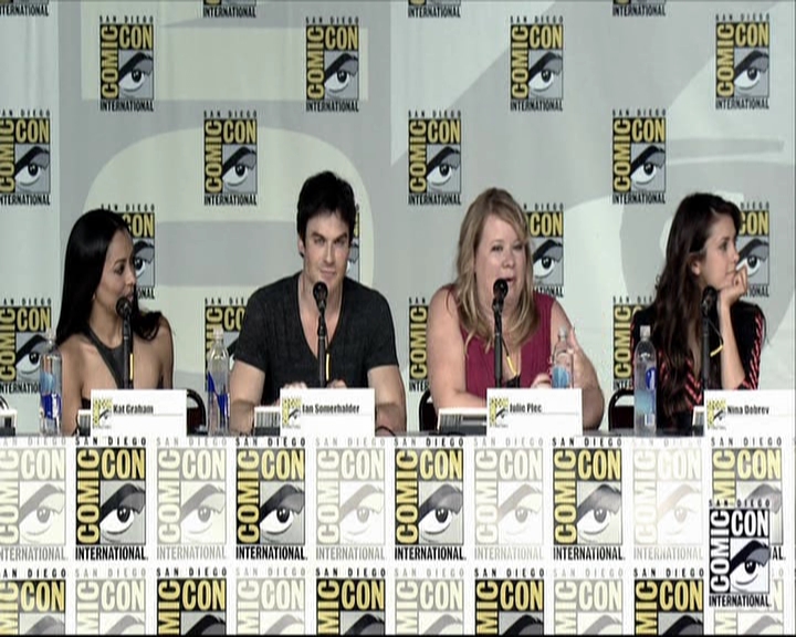 VampireDiariesWorld-dot-org_2013ComicConPanel0805.jpg