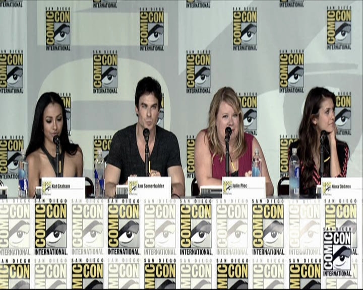 VampireDiariesWorld-dot-org_2013ComicConPanel0808.jpg