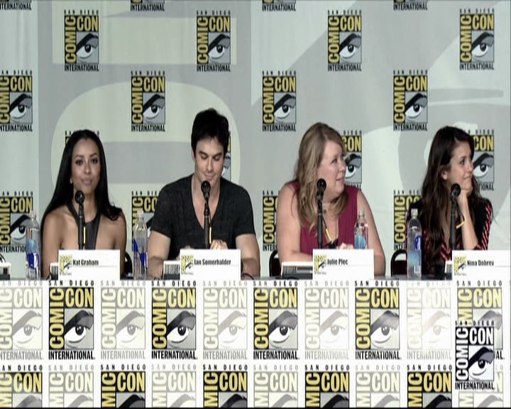 VampireDiariesWorld-dot-org_2013ComicConPanel0811.jpg