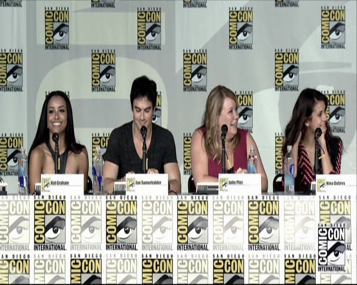 VampireDiariesWorld-dot-org_2013ComicConPanel0812.jpg