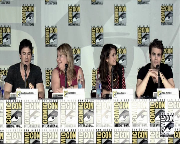 VampireDiariesWorld-dot-org_2013ComicConPanel0826.jpg