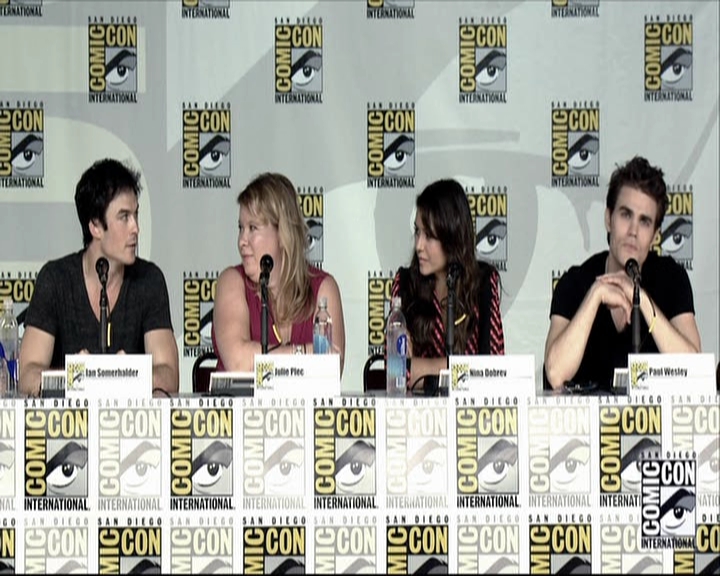 VampireDiariesWorld-dot-org_2013ComicConPanel0834.jpg