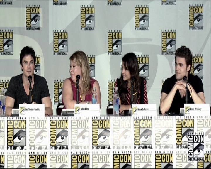 VampireDiariesWorld-dot-org_2013ComicConPanel0836.jpg