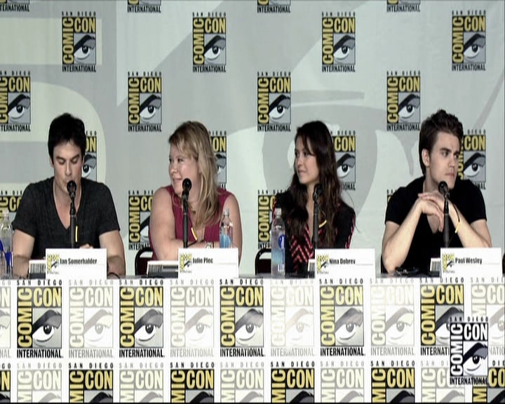 VampireDiariesWorld-dot-org_2013ComicConPanel0845.jpg