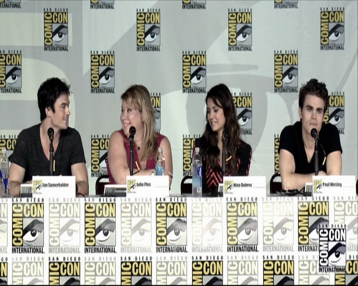 VampireDiariesWorld-dot-org_2013ComicConPanel0853.jpg