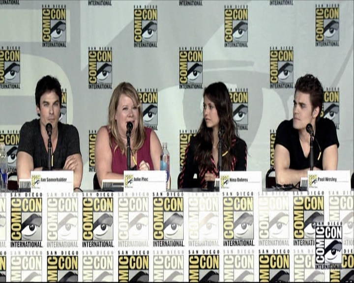 VampireDiariesWorld-dot-org_2013ComicConPanel0881.jpg