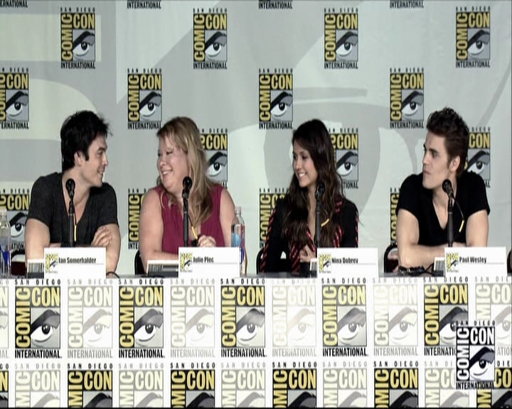 VampireDiariesWorld-dot-org_2013ComicConPanel0894.jpg