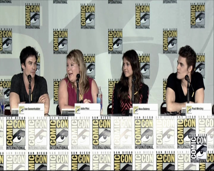 VampireDiariesWorld-dot-org_2013ComicConPanel0903.jpg