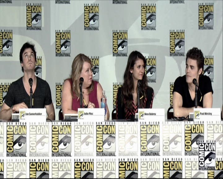 VampireDiariesWorld-dot-org_2013ComicConPanel0912.jpg