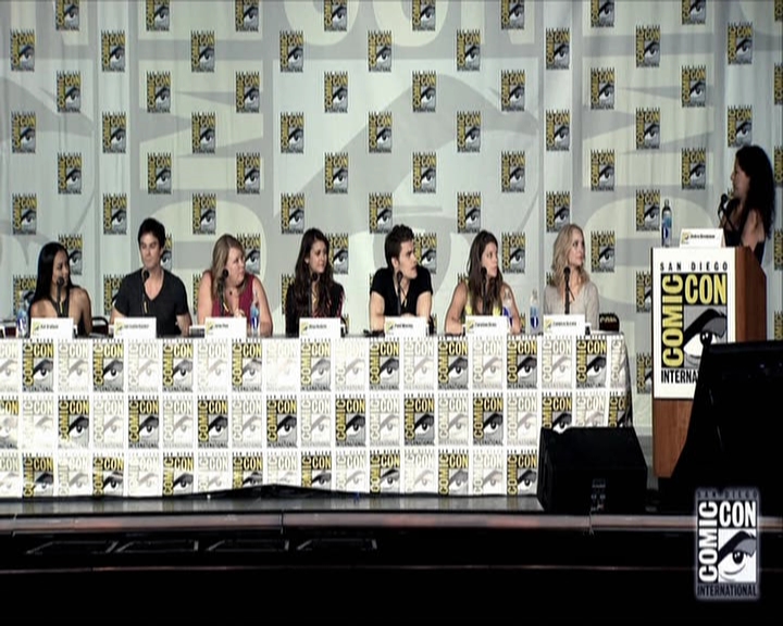 VampireDiariesWorld-dot-org_2013ComicConPanel0913.jpg