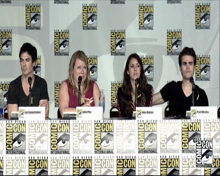 VampireDiariesWorld-dot-org_2013ComicConPanel0952.jpg