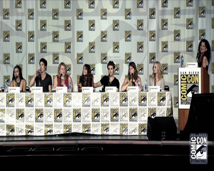 VampireDiariesWorld-dot-org_2013ComicConPanel0979.jpg