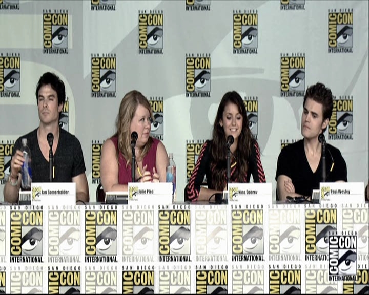 VampireDiariesWorld-dot-org_2013ComicConPanel1028.jpg