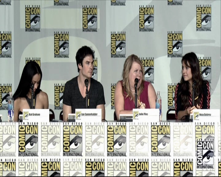 VampireDiariesWorld-dot-org_2013ComicConPanel1062.jpg