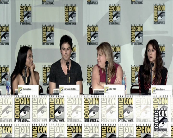 VampireDiariesWorld-dot-org_2013ComicConPanel1085.jpg