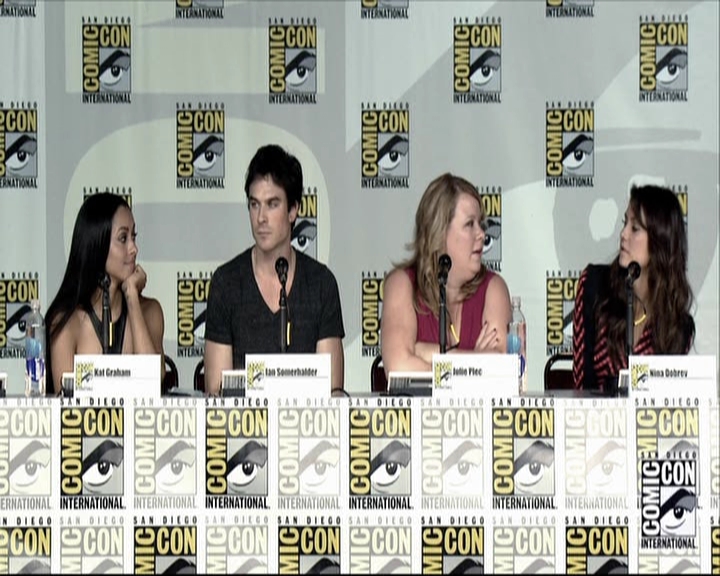 VampireDiariesWorld-dot-org_2013ComicConPanel1086.jpg