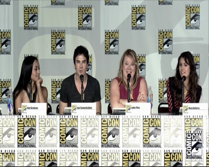 VampireDiariesWorld-dot-org_2013ComicConPanel1090.jpg