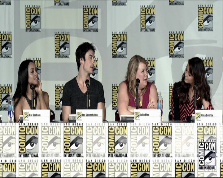 VampireDiariesWorld-dot-org_2013ComicConPanel1100.jpg