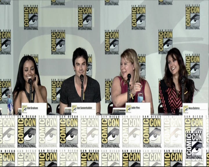 VampireDiariesWorld-dot-org_2013ComicConPanel1118.jpg