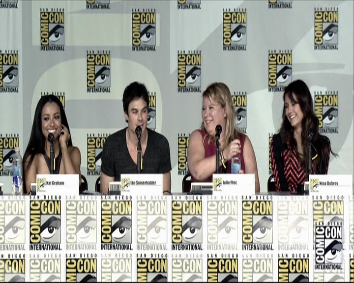 VampireDiariesWorld-dot-org_2013ComicConPanel1119.jpg