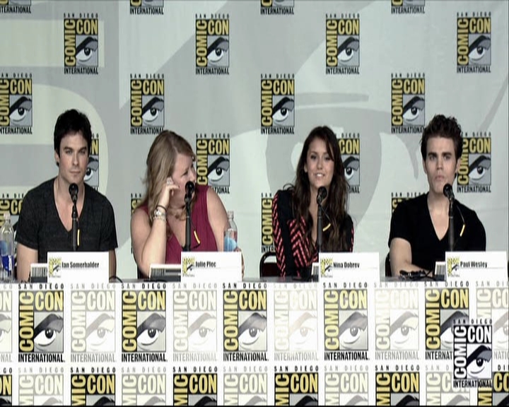 VampireDiariesWorld-dot-org_2013ComicConPanel1175.jpg